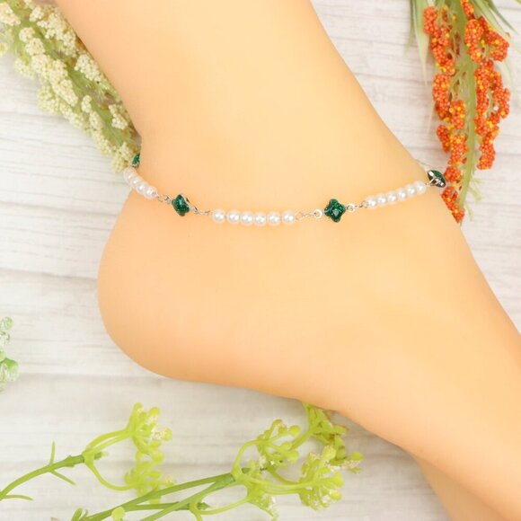 "Handmade Anklet – Elegant & Delicate Jewelry for Women | UNVRC1463 - Picture 4 of 10